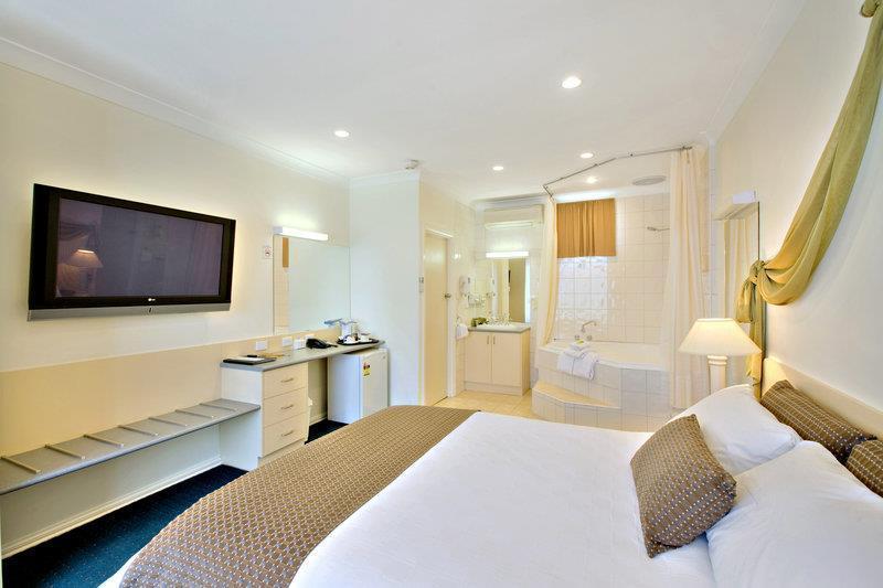 Melbourne'S Princes Park Hotel Exterior foto
