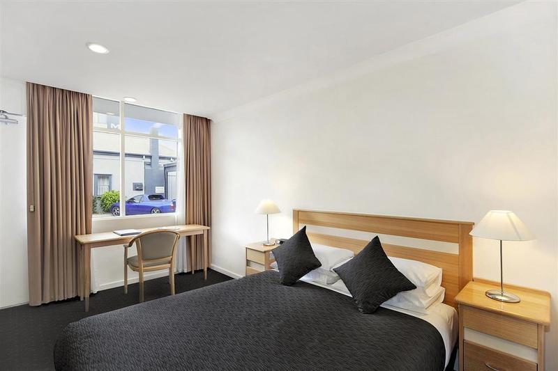 Melbourne'S Princes Park Hotel Exterior foto