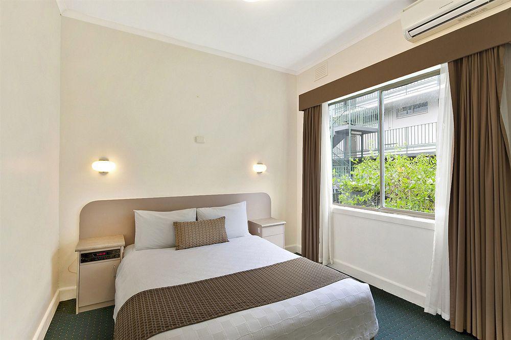 Melbourne'S Princes Park Hotel Exterior foto